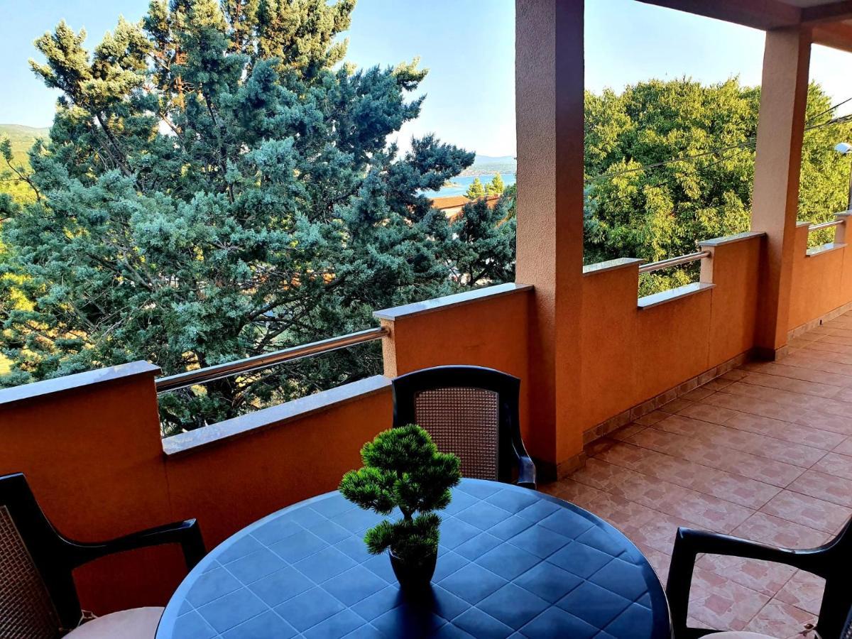 Apartmani Desnica Kruševo Dış mekan fotoğraf