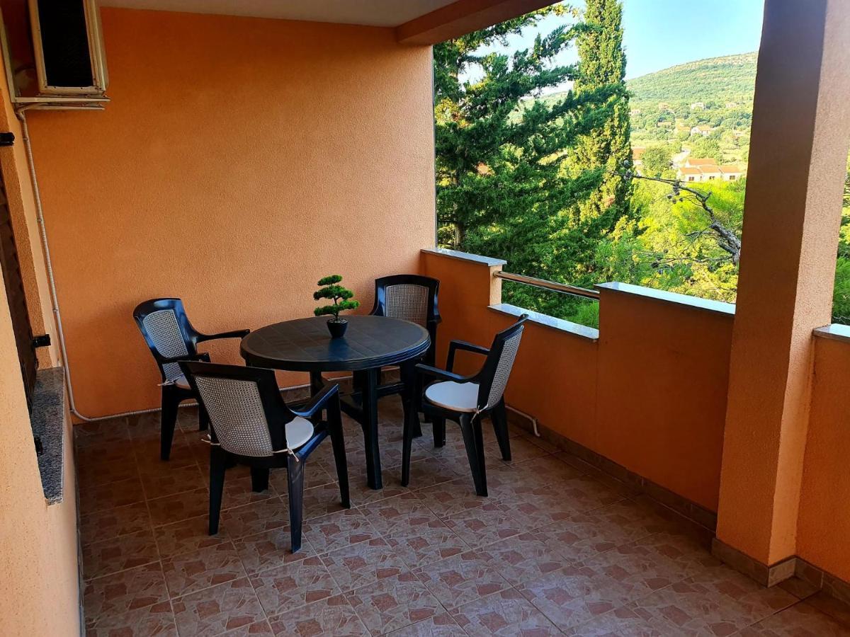 Apartmani Desnica Kruševo Dış mekan fotoğraf
