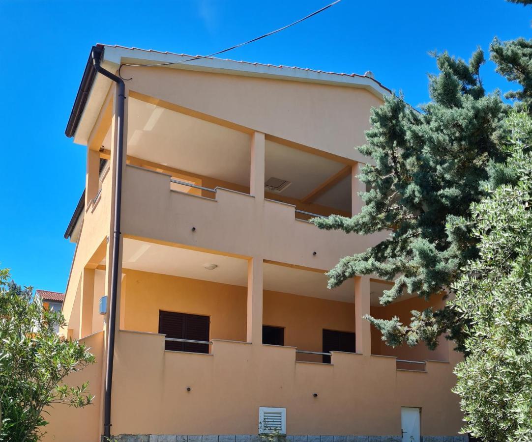 Apartmani Desnica Kruševo Dış mekan fotoğraf