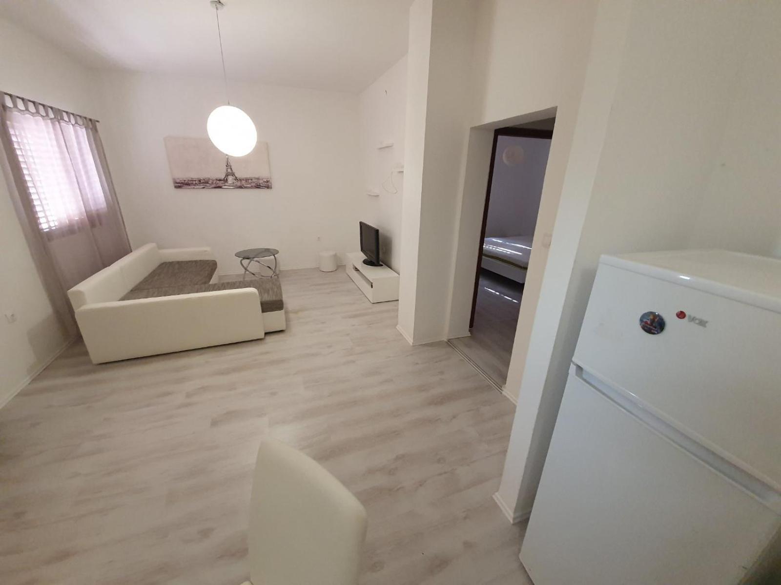 Apartmani Desnica Kruševo Dış mekan fotoğraf